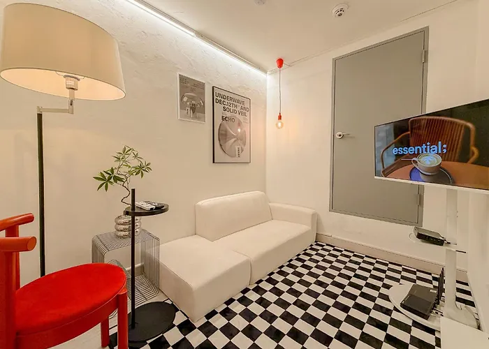 Hongdae Stay, Mangwon & Hapjeong ,15 Minutes To Itaewon,yongsan,명동20분