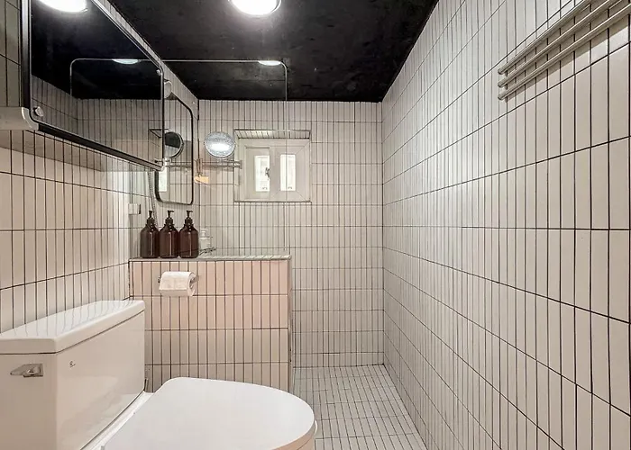 Hongdae Stay, Mangwon&hapjeong ,15 Minutes To Itaewon,yongsan,명동20분 아파트